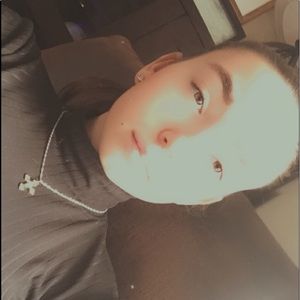 Meet your Posher, Caroline